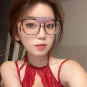 纹花翘臀轻熟女