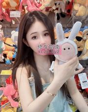 撩人丝足小脚嫂子