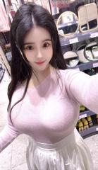 粘人大大学生Lucy