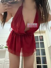 身材极品妞妞伊伊