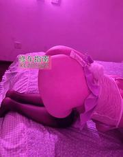 包头美臀小姐姐