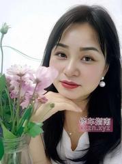 大屁股女友感奶豆