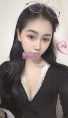 魅惑体贴的小淑女