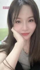 黑长直纯欲的奶霸