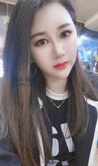 西城区皮肤白嫩，冰火两重天