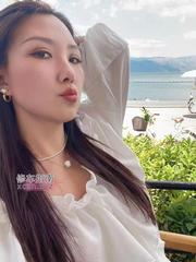 回归的女王小爱